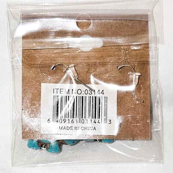 Boutique New handcarved turquoise semiprecious elephant earrings - Picture 4 of 7